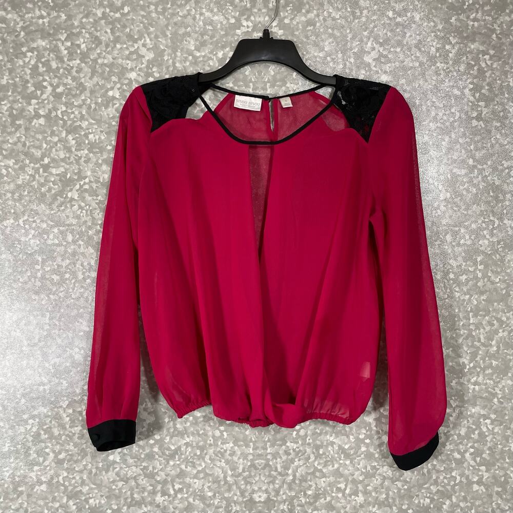 Bisou Bisou Women's Red Sheer Lace Cutout Shoulder Wrap Top - Size Small - Goth